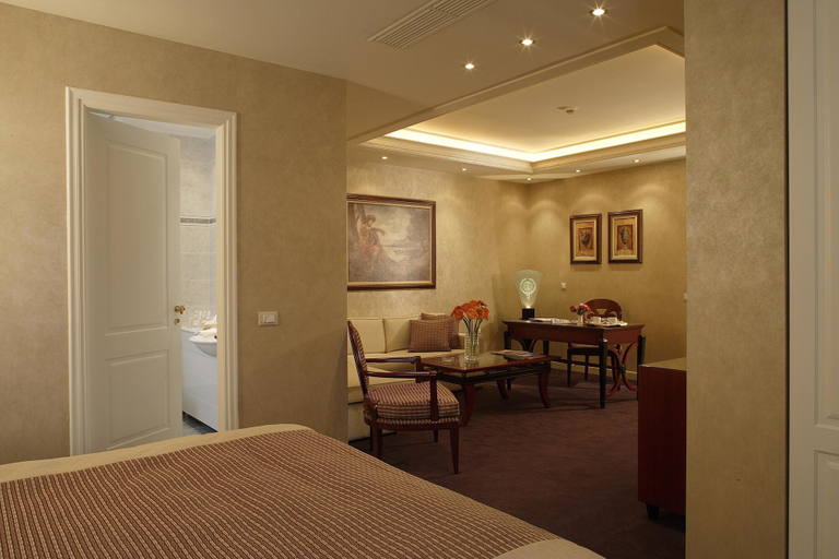 Bedroom 5, Theoxenia House Hotel, Attica