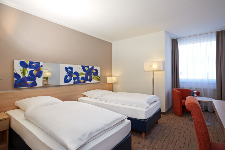 Bedroom 4, H+ Hotel Wiesbaden Niedernhausen, Rheingau-Taunus-Kreis
