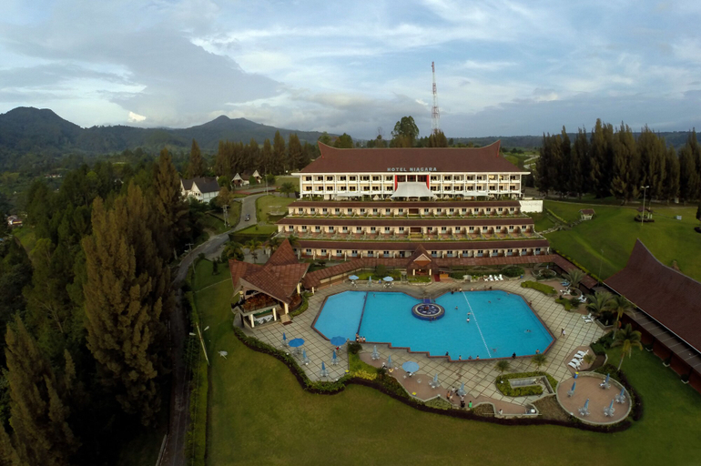 Exterior & Views 2, Niagara Hotel Lake Toba & Resorts, Simalungun