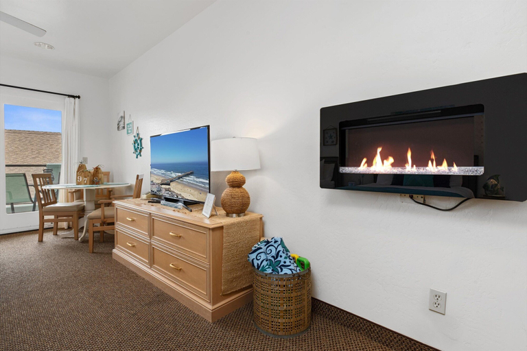 Others 4, Beach House Inn & Suites, San Luis Obispo