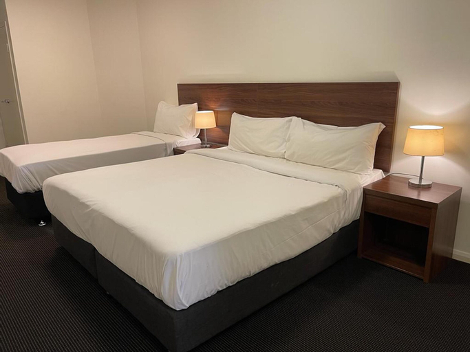 Bedroom 3, APX World Square, Sydney