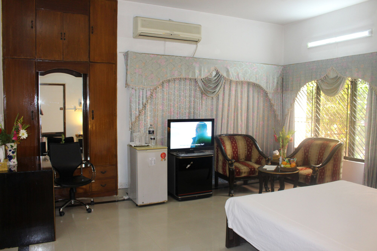 Bedroom 2, Aristocrat Inn, Dhaka