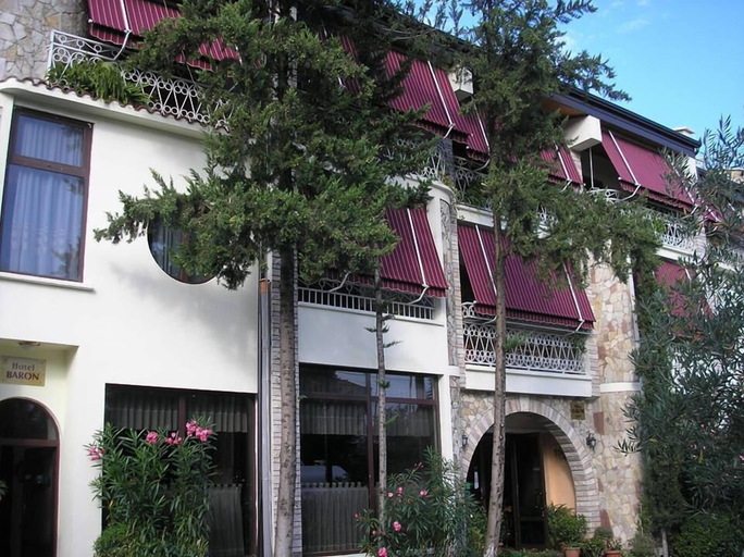 Exterior & Views 2, Hotel Baron, Tiranës