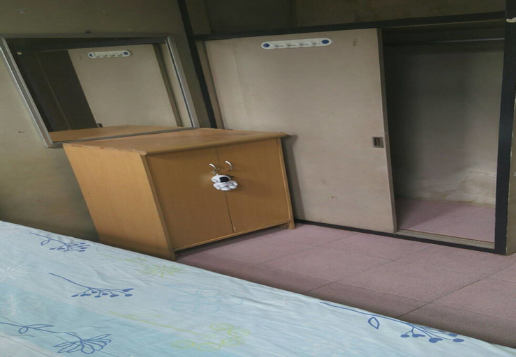 Bedroom 14
