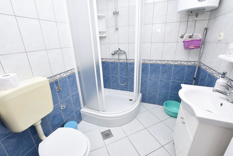 Bathroom 5, Apartments Zdenka, Primošten