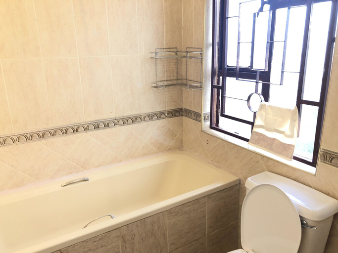 Bathroom, White House Hostels - Arusha, Arusha Urban