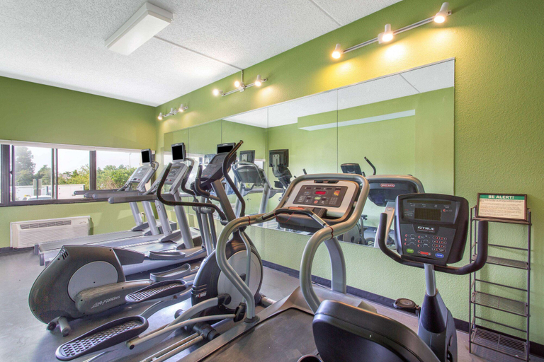 Sport & Beauty 3, Days Inn by Wyndham Absecon Atlantic City Area, Atlantic