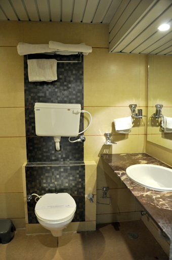 Bathroom 3, Hotel Jyoti, Rajkot