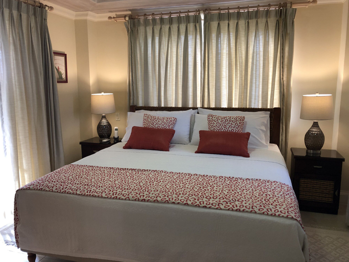 Bedroom 3, White Sands Beach Condos