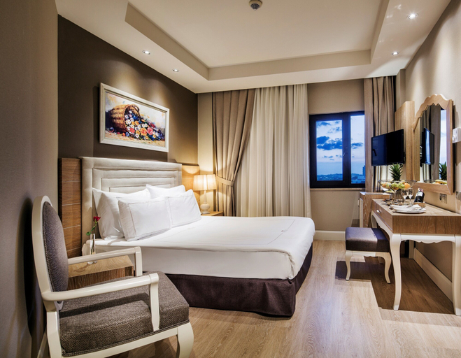 Bedroom 3, Bellis Deluxe Hotel, Serik