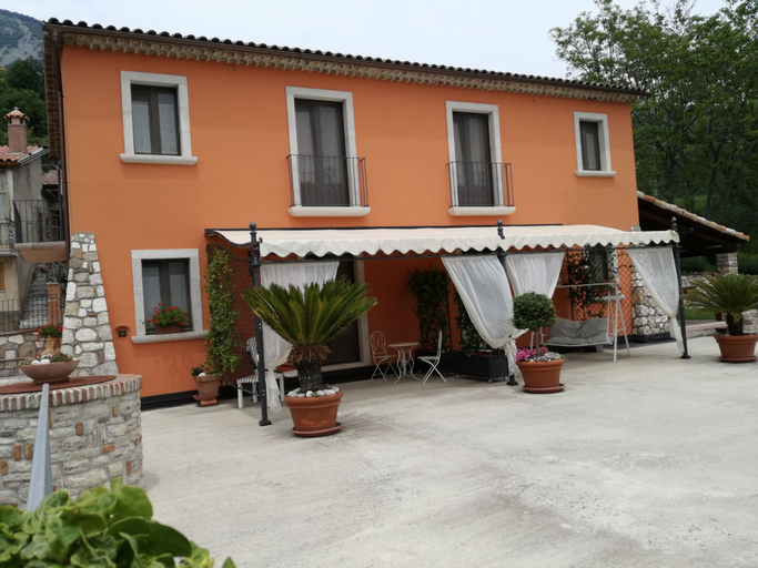 Exterior & Views 2, Piana La Gatta, Benevento