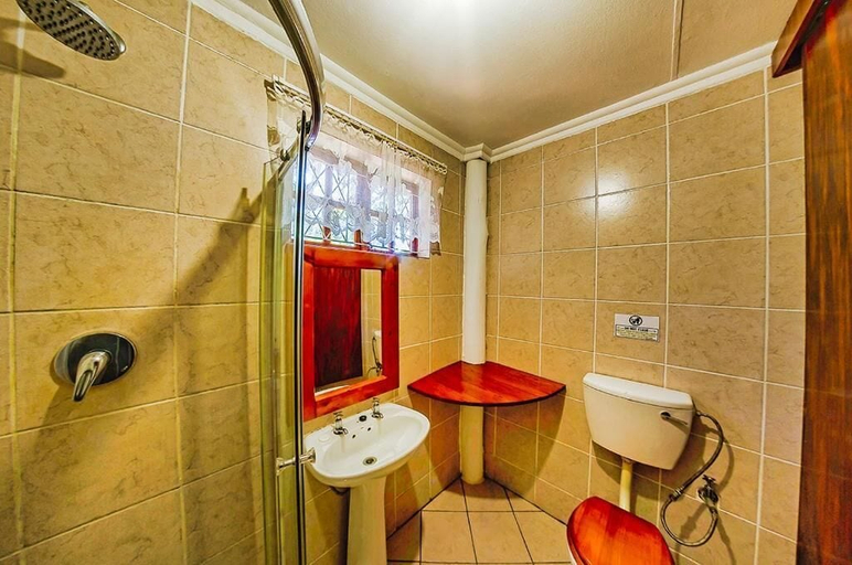 Bathroom 4, Amper Bo Guesthouse, City of Tshwane