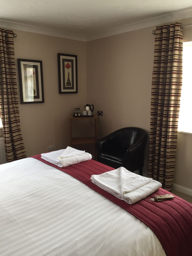 Bedroom 2, The White Swan, West Sussex