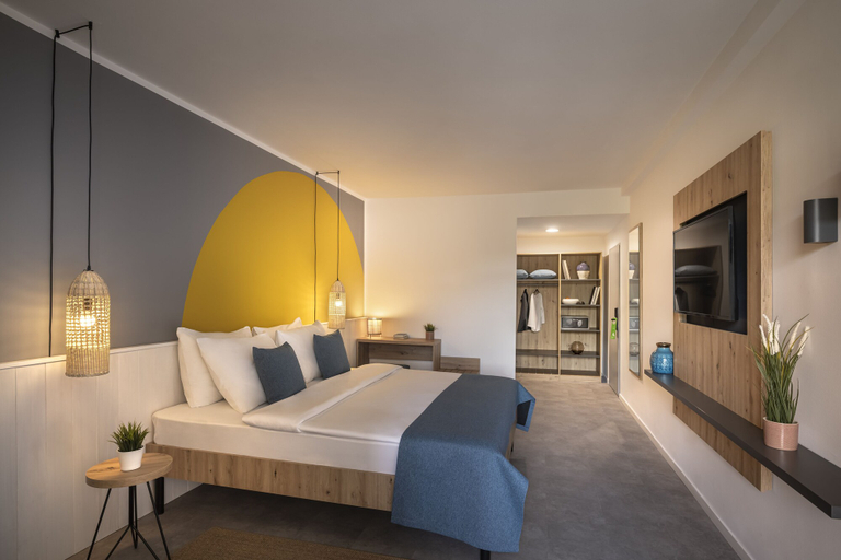 Bedroom 4, Sunny Baška Hotel by Valamar, ex Corinthia, Baška