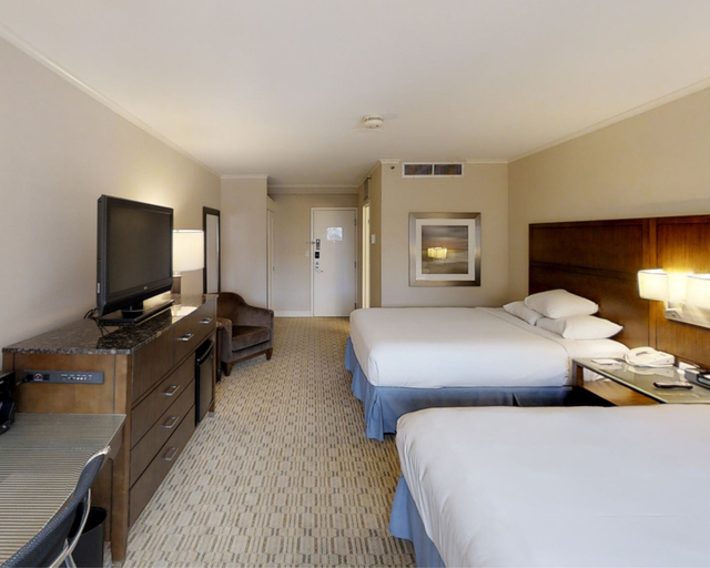 Bedroom 3, Hyatt Regency Milwaukee, Milwaukee