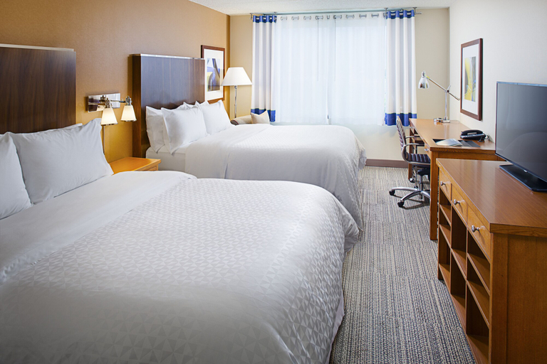 Bedroom 3, Four Points Philadelphia Airport, Philadelphia