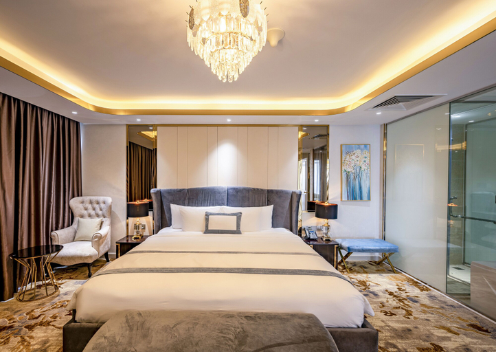 Bedroom 3, La Vela Saigon Hotel, District 3