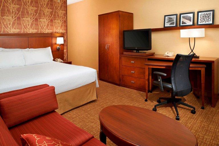 Bedroom 3, Sonesta Select Detroit Auburn Hills, Oakland