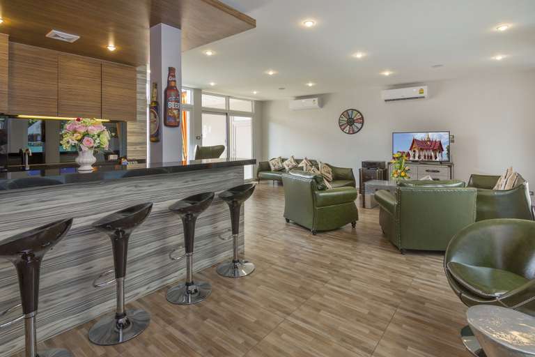 Food & Drinks 5, Tropicana Pool Villa, Pattaya