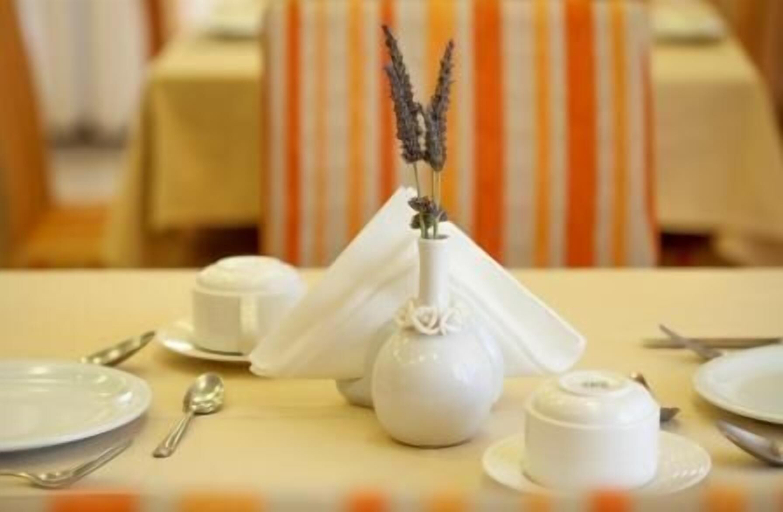 Food & Drinks 5, Kyniska Hotel, Peloponnese