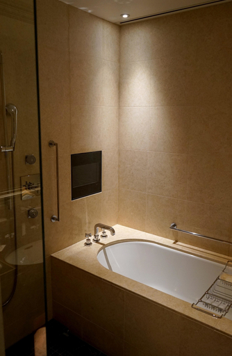 Bathroom 5, The St. Regis Osaka, Osaka