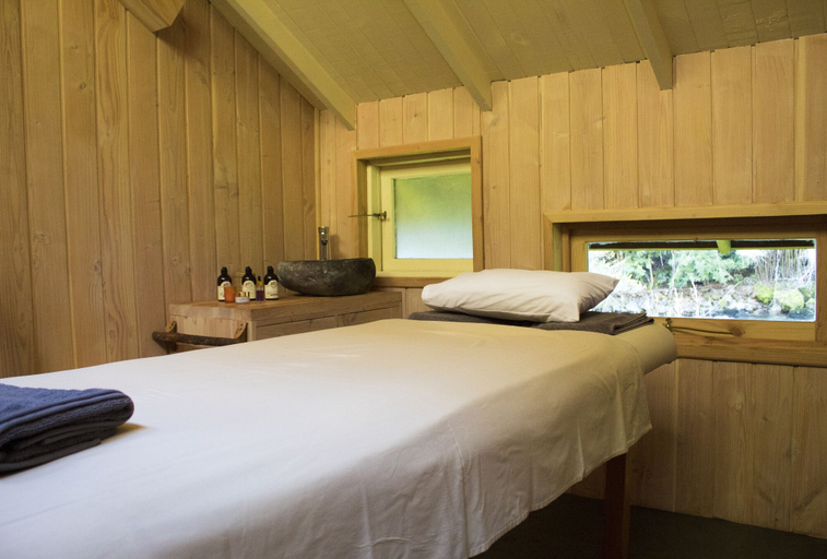 Bedroom 2, Hotel & Termas Huife, Cautín