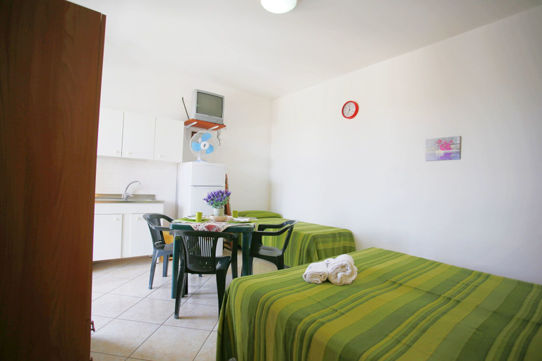 Room 5, Complesso Centopietre, Lecce