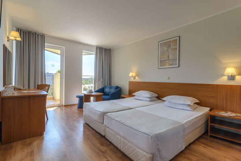 Bedroom 2, Madara Park Hotel, Varna