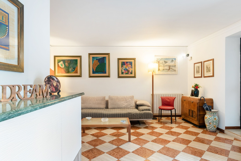 Living area 4, Via Etnea Cozy Apartment With Balcony, Catania