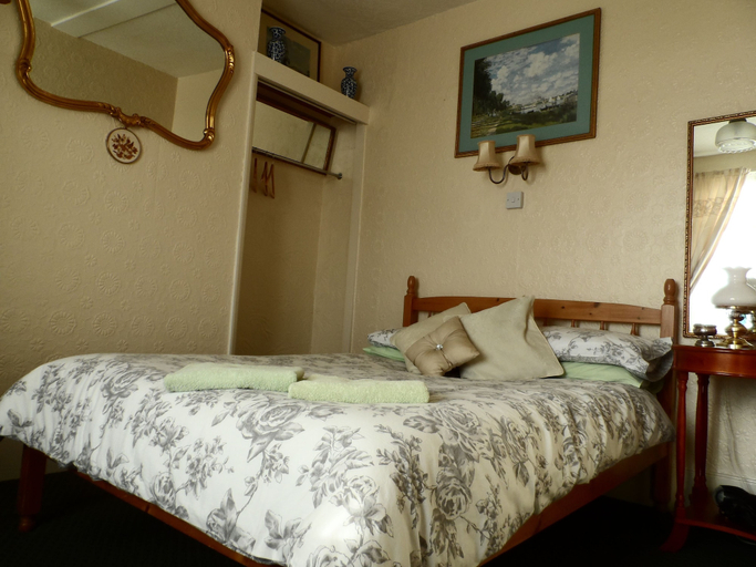 Bedroom 3, St Martin's Guest House, Kent