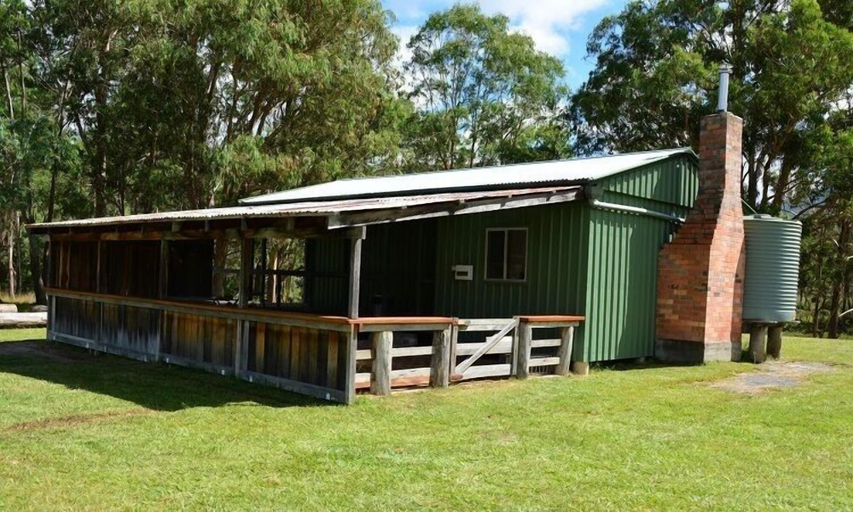 Exterior & Views 1, Four Bull Hut, Tenterfield