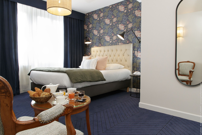 Bedroom 4, Le Manoir Hotel, Pas-de-Calais