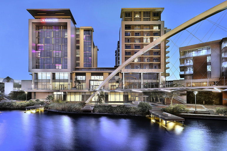 Exterior & Views, Island Letting-Crystal towers, City of Cape Town