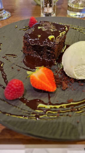 Food & Drinks 4, Lunan House, Angus