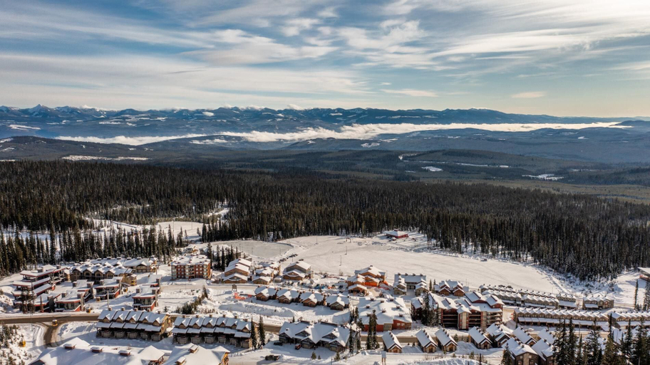 Others 5, Trapper's Lodge 4 Bd W/great View, Private Hot Tub, Kootenay Boundary