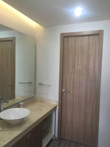 Bathroom, Cozy Apartment in Reforma Avenue, Mexico City