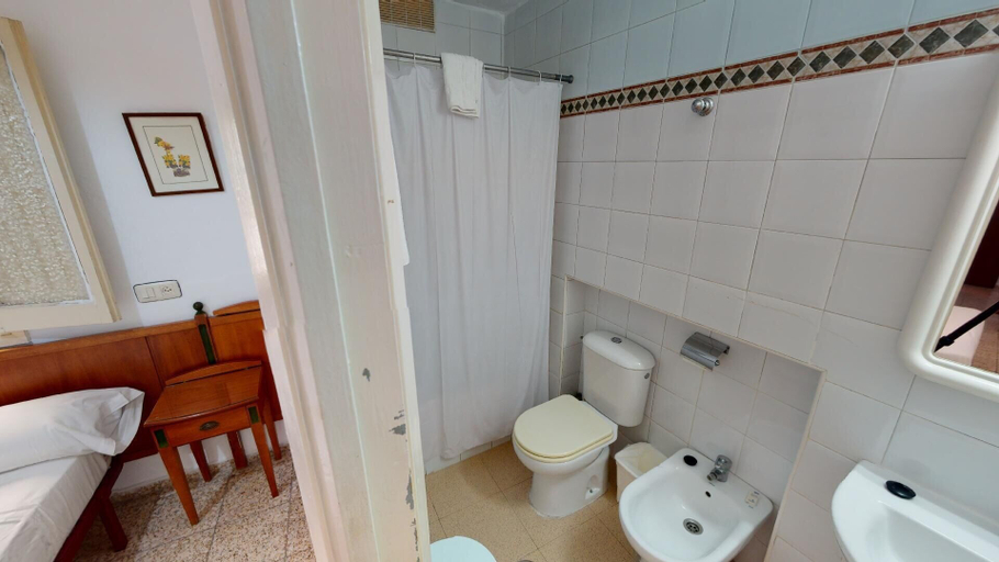 Bathroom 2, Pension Gala, Sevilla