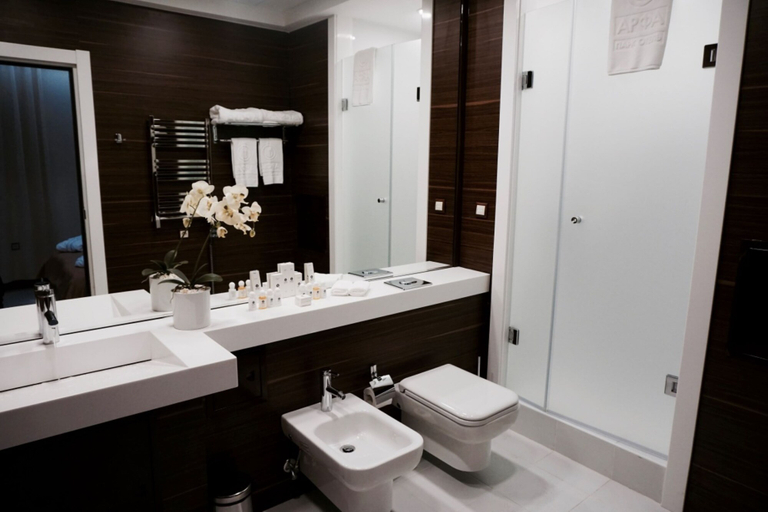 Bathroom 4, Arfa Park Hotel, Sochi gorsovet