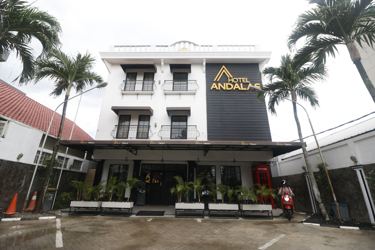 Exterior & Views 1, RedDoorz Plus @ Jalan Raden Intan Lampung (permanently closed), Bandar Lampung