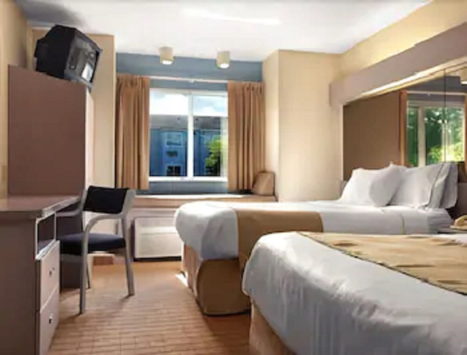 Bedroom 3, Microtel Inn by Wyndham Lexington, Fayette