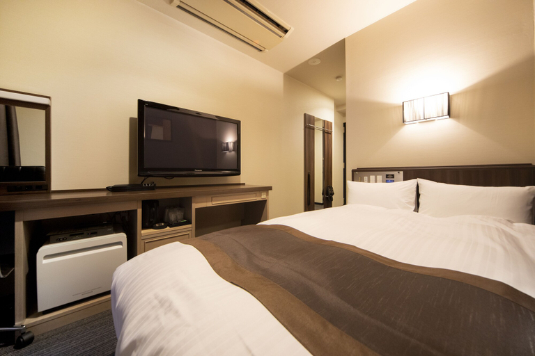 Bedroom 4, The Grandeur Hotel, Kawasaki