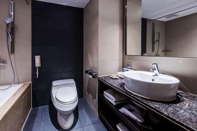 Bathroom 4, The Tango TaiChung, Taichung