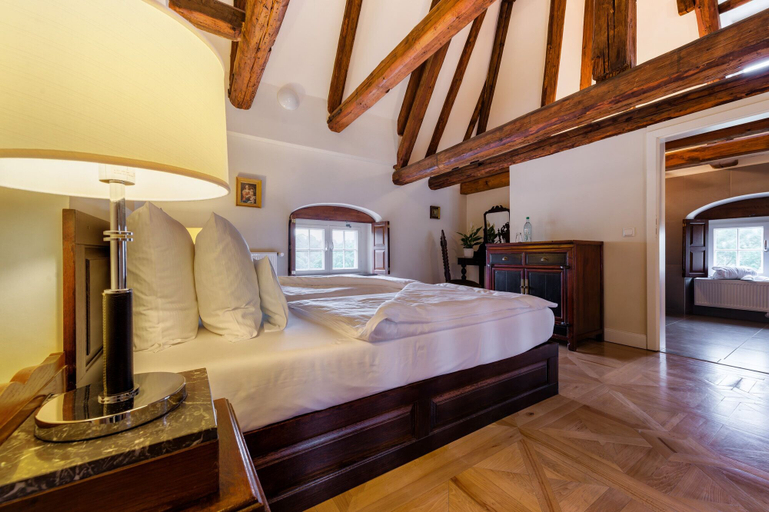 Bedroom 3, Schlosshotel Purschenstein, Mittelsachsen