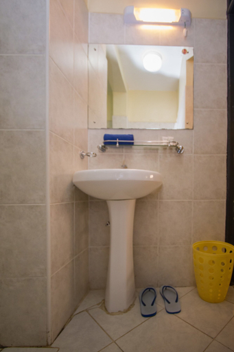 Bathroom 4, Emboita Hotel, Nakuru Town East
