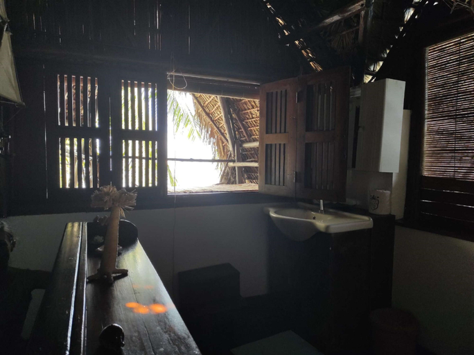 Bathroom 4, Villa Valiha Lodge, Diana