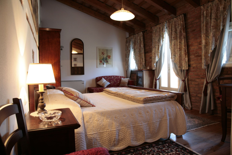Bedroom 4, Villa Casa Country, Padua
