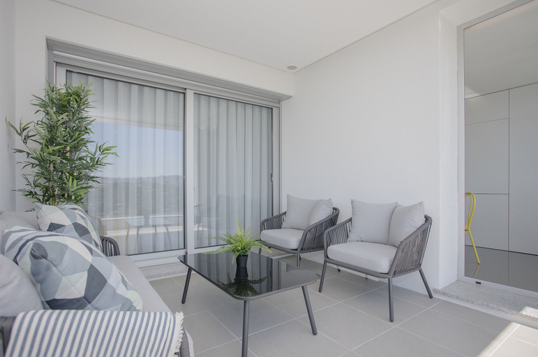 Exterior & Views 2, Liiiving -Luxury River View Apartment IV, Gondomar