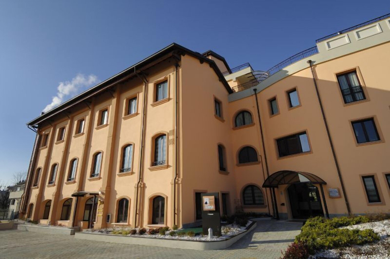 Exterior & Views 2, Hotel La Cartiera, Modena