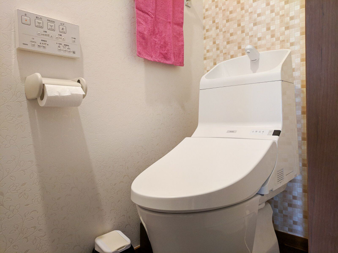 Bathroom 3, Grato Terrace, Ōta