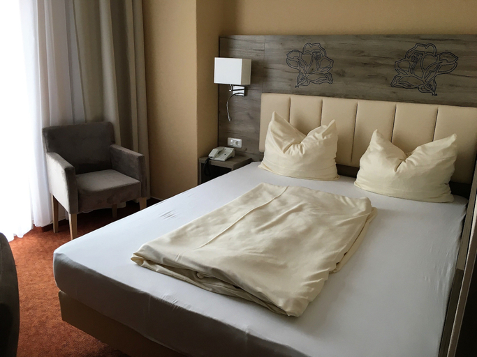 Bedroom 2, Hotel Rosengarten, Lippe